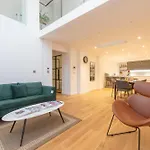Exquisite 3Br Duplex Apartment Air-Con& Amenities