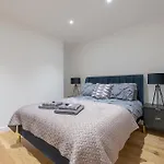Exquisite 3Br Duplex Apartment Air-Con& Amenities
