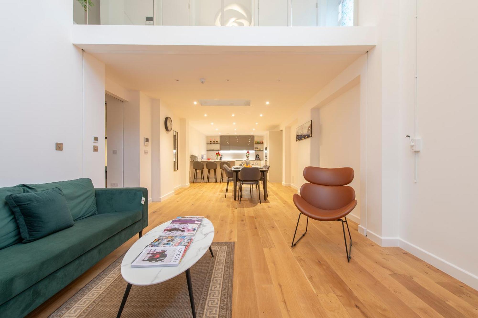 Exquisite 3br Duplex Air-con& Amenities Appartamento *
