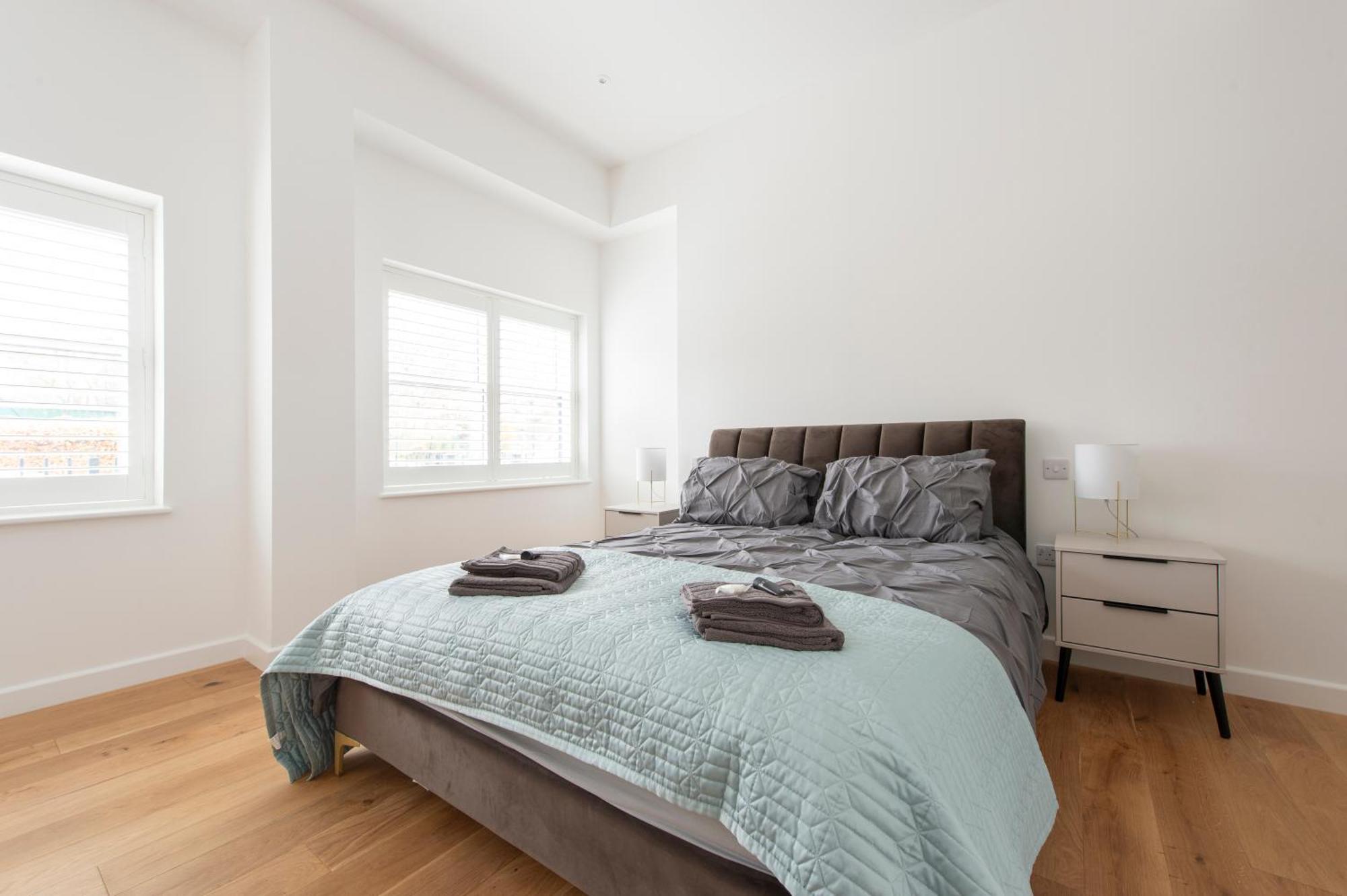 Exquisite 3br Duplex Air-con& Amenities Appartamento Londra