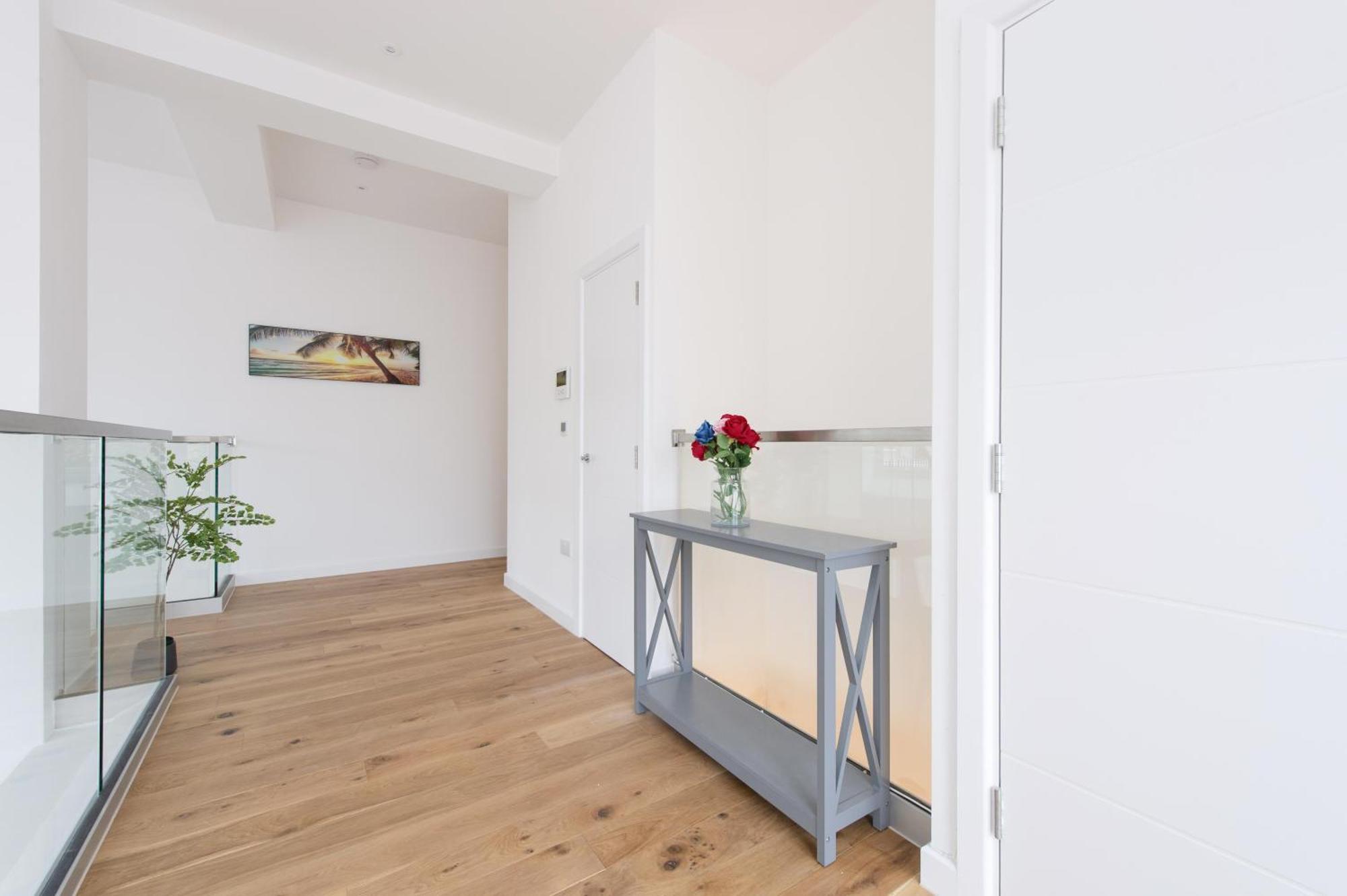 Exquisite 3br Duplex Air-con& Amenities Appartamento *